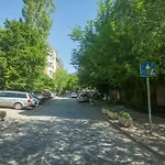 Spacious Flat Close To The American Embassy
