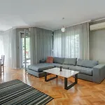 Spacious Flat Close To The American Embassy